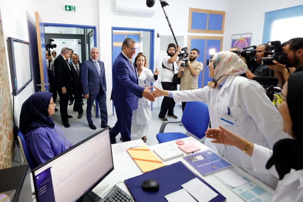 La cérémonie de signature d’une convention de partenariat pour l’aménagement et l’équipement du « Centre Hospitalier Régional Hassan II » à Agadir - Agadir Aujourd'hui