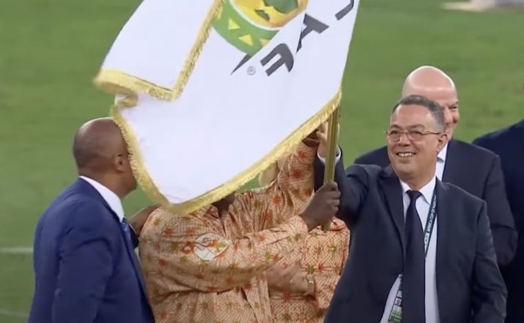 Le drapeau de la Coupe d’Afrique des Nations a été remis à M. Lekjaa
